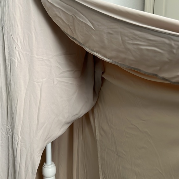 Show Me Your Mumu Beige One Shoulder Dress Size Small - Picture 8 of 10